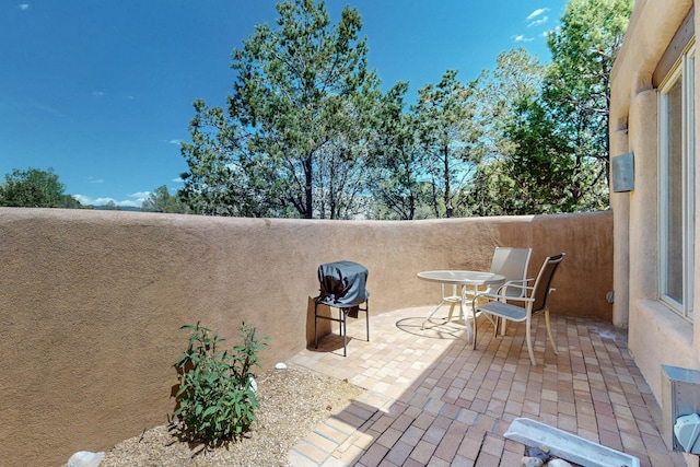 425 Calle Kokopelli, Santa Fe, NM 87501 - view of patio / terrace