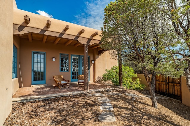 1050 Sierra Del Norte, Santa Fe, NM 87501 - view of patio / terrace