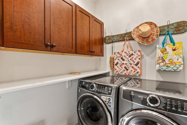 14 Avenida Sebastian, Santa Fe, NM 87506 - laundry area featuring washer and clothes dryer and cabinet space
