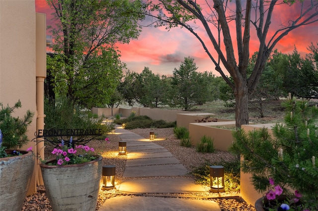 20 Rising Moon, Santa Fe, NM 87506 - view of community