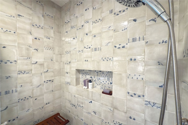 559 Camino Del Monte Sol, Santa Fe, NM 87505 - view of bathroom