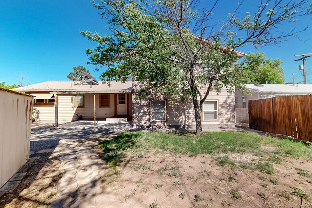 1765 38th St, Los Alamos, NM 87544 - rear view of property featuring a patio area