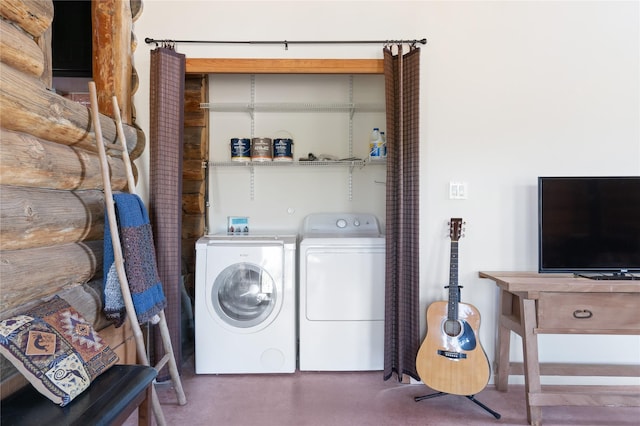 208A Camino Los Abuelos, Santa Fe, NM 87508 - laundry room featuring washer and dryer