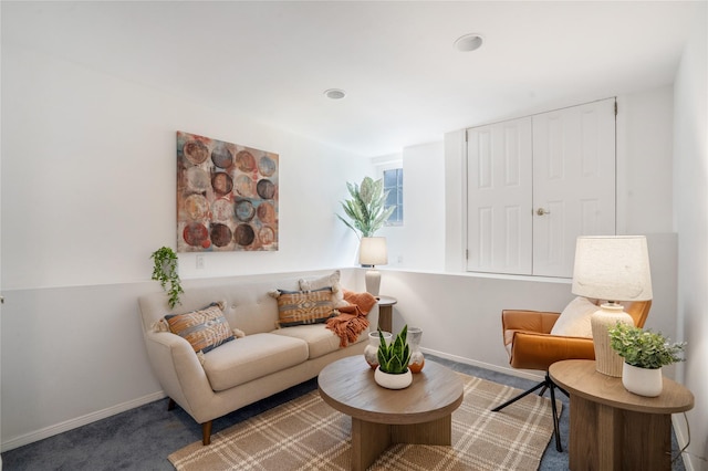 917 Estates Dr, Los Alamos, NM 87544 - carpeted living room with baseboards