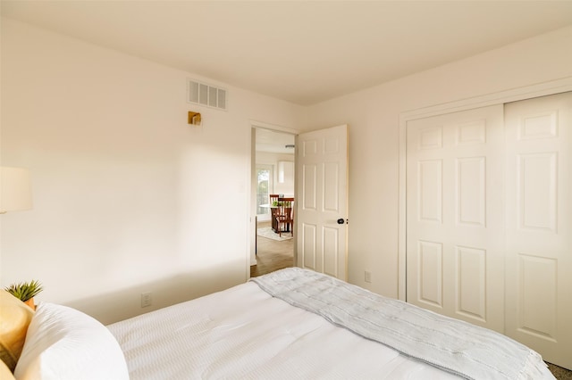 1180 Sioux, Los Alamos, NM 87544 - bedroom featuring a closet