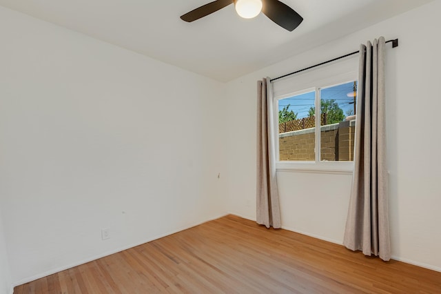 202 Alamo Dr, Santa Fe, NM 87501 - unfurnished room featuring light wood-type flooring and ceiling fan