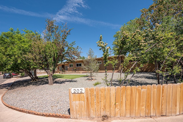 202 Alamo Dr, Santa Fe, NM 87501 - view of front of home