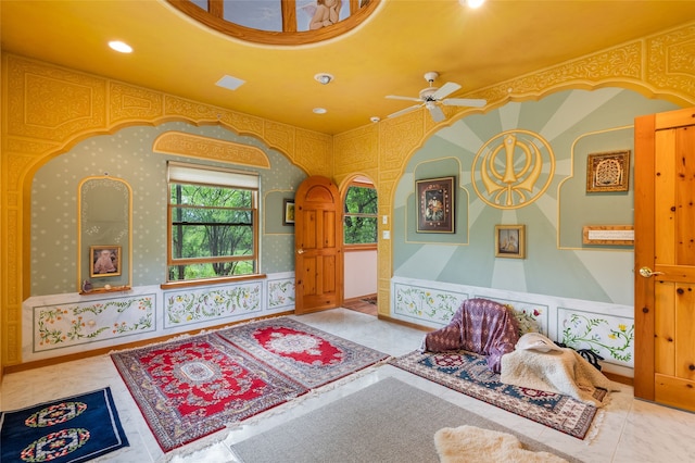 65 E Sombrillo Rd, Nm, NM 87532 - living area with wallpapered walls, wainscoting, recessed lighting, and ceiling fan