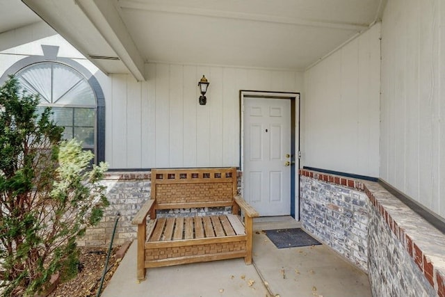 1128 Pandora Dr SW, Los Lunas, NM 87031 - entrance to property featuring covered porch