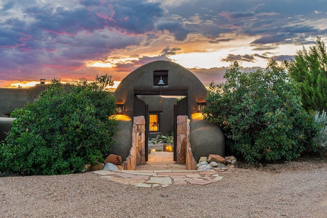 26 Camino Los Angelitos, Santa Fe, NM 87540 - view of front of house