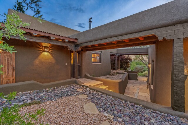 26 Camino Los Angelitos, Santa Fe, NM 87540 - view of patio / terrace