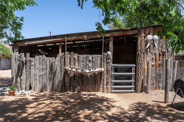 3 Waldo, Cerrillos, NM 87010 - view of horse barn