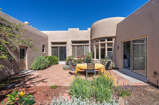 15 Cimarron Pass, Santa Fe, NM 87508 - view of patio / terrace