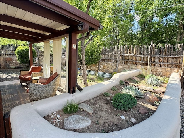 1402A Bishops Lodge Rd, Santa Fe, NM 87506 - view of fenced backyard
