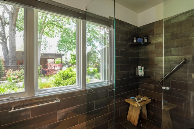 974 Old Santa Fe Trl, Santa Fe, NM 87505 - bathroom with a tile shower