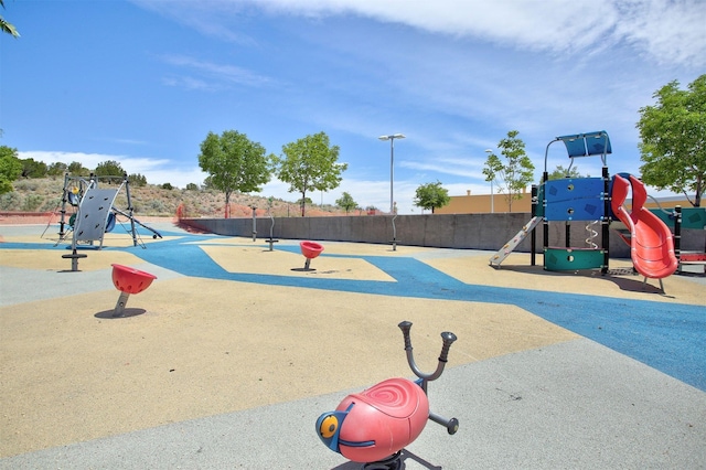 2324 Venada Rd, Rio Rancho, NM 87144 - view of communal playground