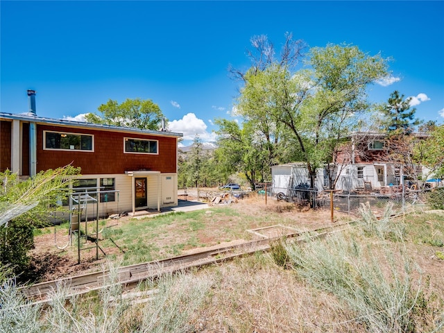 2148 33rd St Unit B, Los Alamos, NM 87544 - view of yard