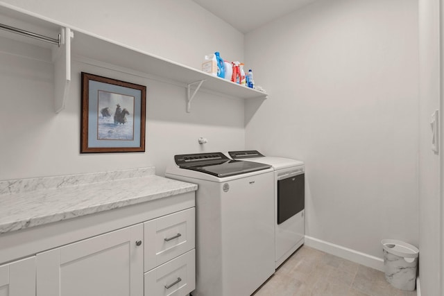 6816 Cleary Loop NE, Rio Rancho, NM 87144 - laundry room featuring washer and dryer and baseboards