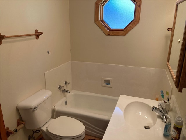 9 Bear Rd, Chama, NM 87520 - bathroom featuring toilet and a garden tub