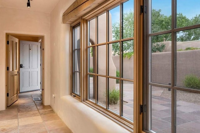 16 Plazuela Intimo, Santa Fe, NM 87506 - view of hall
