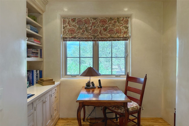 11 E Golden Eagle Rd, Santa Fe, NM 87506 - dining space with light wood-style floors