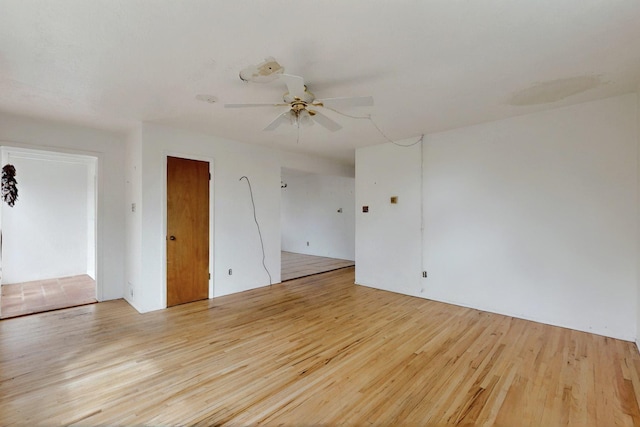1017 Practilliano Dr, Santa Fe, NM 87505 - unfurnished room with ceiling fan and light wood-type flooring