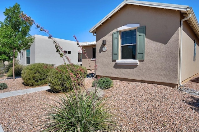 139 Rancho Viejo Blvd, Santa Fe, NM 87508 - view of front facade with stucco siding