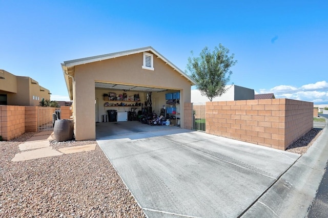 139 Rancho Viejo Blvd, Santa Fe, NM 87508 - garage featuring a gate