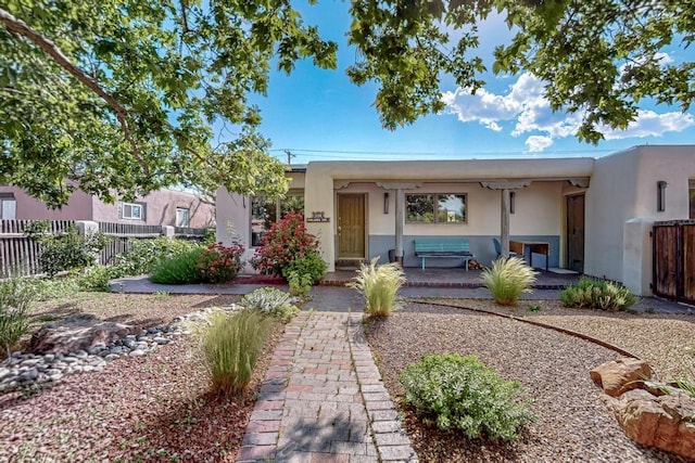 114 Solana Drs, Santa Fe, NM 87501 - view of front facade featuring stucco siding