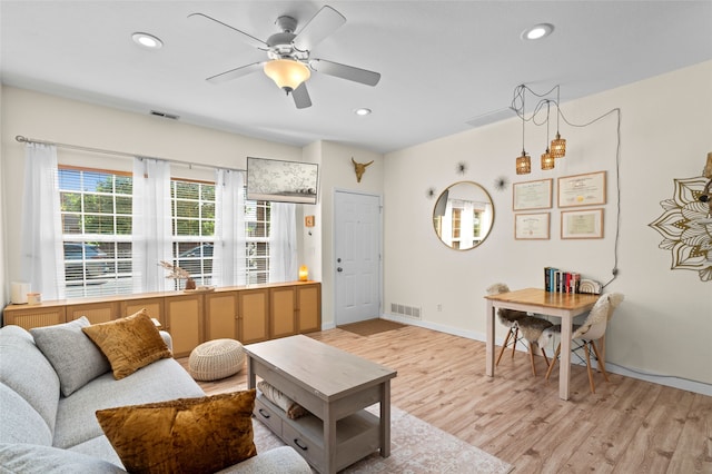 7206 Avenida El Nido, Santa Fe, NM 87507 - living area featuring light wood-style floors, ceiling fan, and recessed lighting