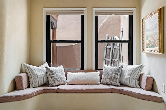 3046 Plaza Blanca, Santa Fe, NM 87507 - view of living area