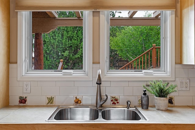 3046 Plaza Blanca, Santa Fe, NM 87507 - kitchen view of light countertops and backsplash
