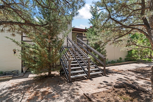 320 Valle Del Sol, White Rock, NM 87547 - rear view of property featuring stairway