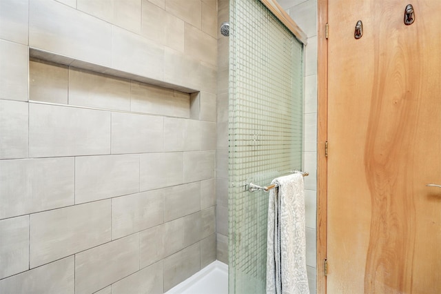 10 Carlito Rd, Santa Fe, NM 87508 - full bath featuring a tile shower