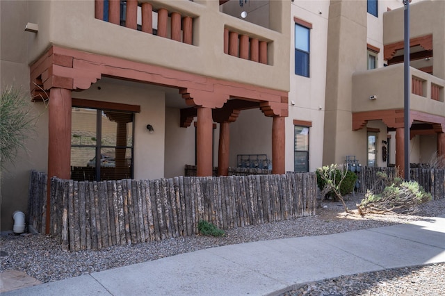 1405 Vegas Verdes Unit 136, Santa Fe, NM 87507 - entrance to property with stucco siding
