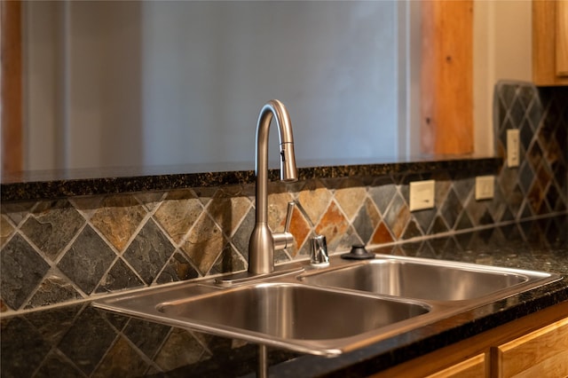 1405 Vegas Verdes Unit 136, Santa Fe, NM 87507 - kitchen view of a sink and decorative backsplash