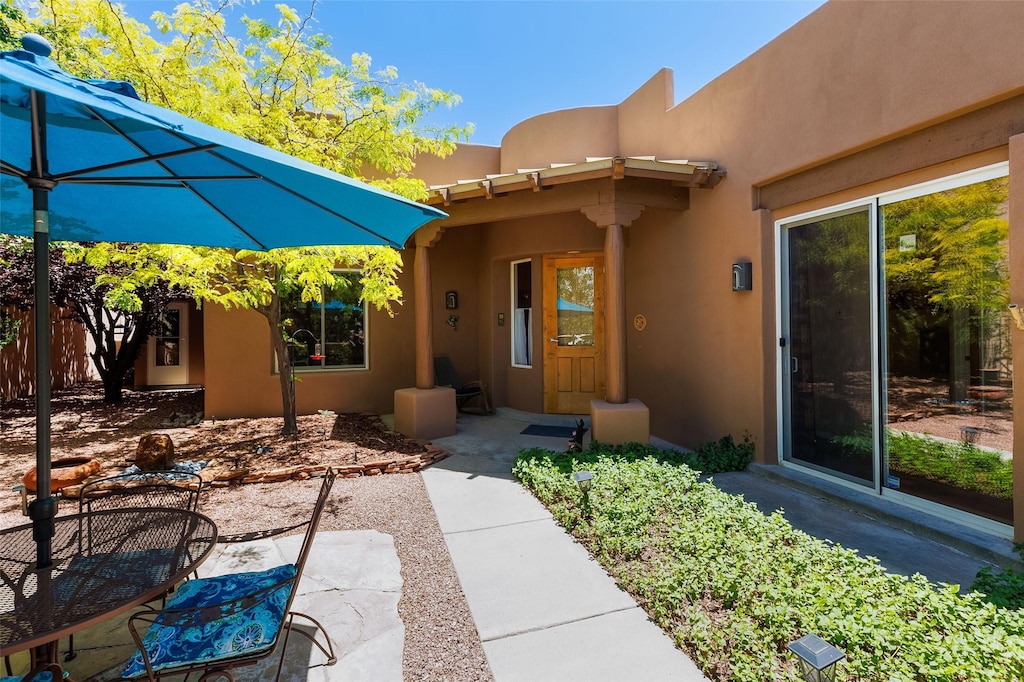 14 Prairie Crest Dr, Santa Fe, NM 87508 - view of patio