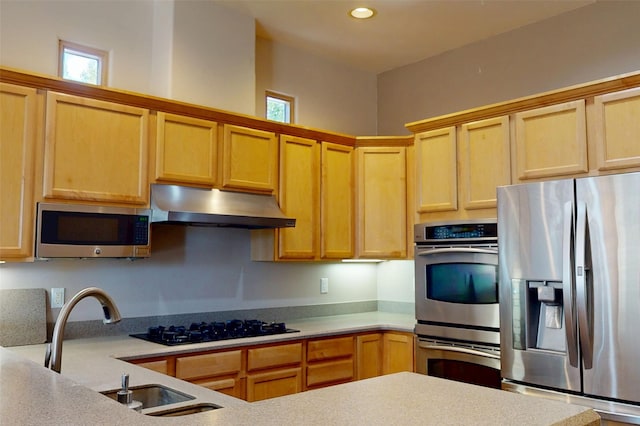 5045 Carriage House Dr, Los Alamos, NM 87544 - kitchen featuring appliances with stainless steel finishes, under cabinet range hood, light countertops, and recessed lighting