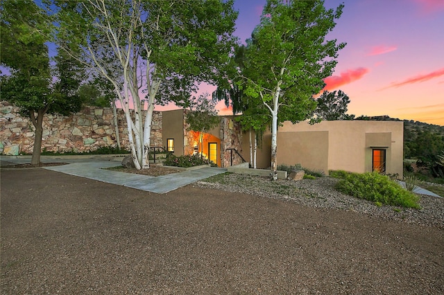 117 La Ventana, Santa Fe, NM 87508 - view of front of property with stucco siding