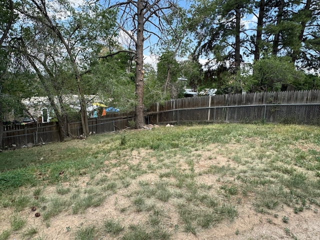 2374 36th Unit B, Los Alamos, NM 87544 - view of fenced backyard