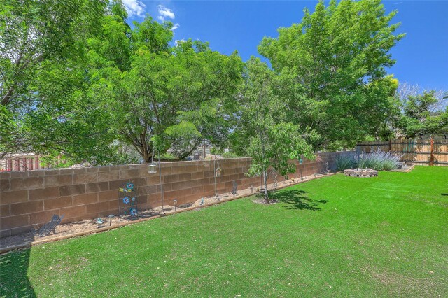 7513 Kachina Loop, Santa Fe, NM 87507 - view of fenced backyard