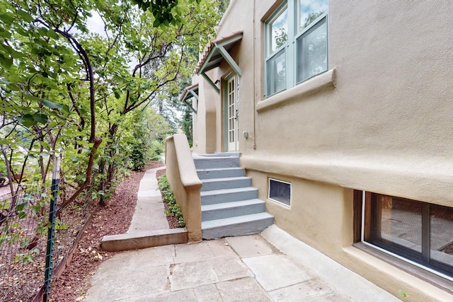 728 Don Gaspar Ave Unit 1A & 1B, Santa Fe, NM 87505 - view of exterior entry featuring stucco siding