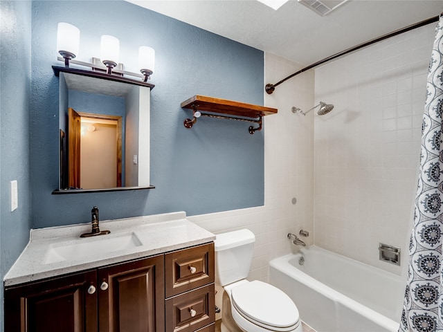 85 Chiquita Dr, White Rock, NM 87547 - bathroom with vanity and shower / bath combo with shower curtain