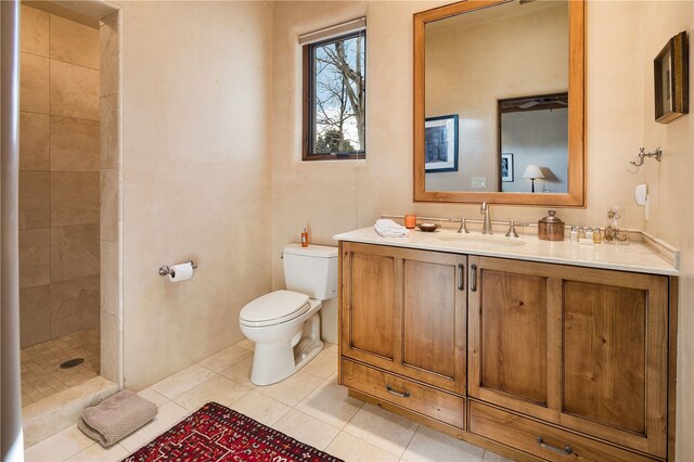 5 N Brisa Fresca, Santa Fe, NM 87506 - bathroom featuring vanity, a tile shower, and tile patterned floors