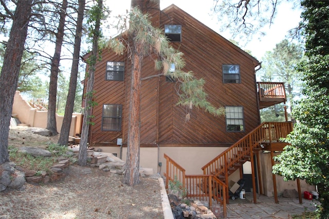 986 Alamo Rd, Los Alamos, NM 87544 - view of side of home with stairs