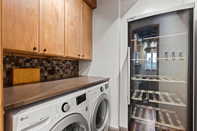 134 W Houghton St Unit D, Santa Fe, NM 87505 - washroom featuring cabinet space and independent washer and dryer