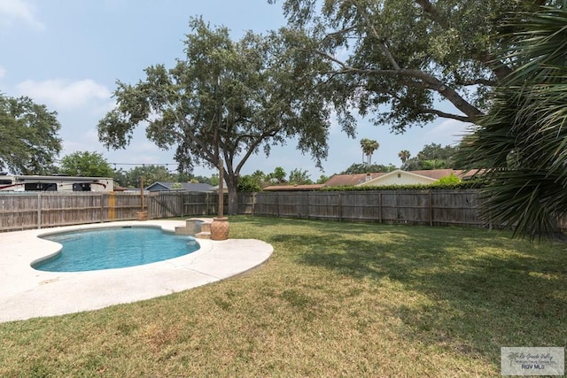 1409 Pine Ct, Harlingen, TX 78550 - view of swimming pool