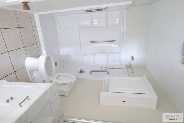 487 Agua Viva Ln, Brownsville, TX 78521 - full bath with toilet and a shower