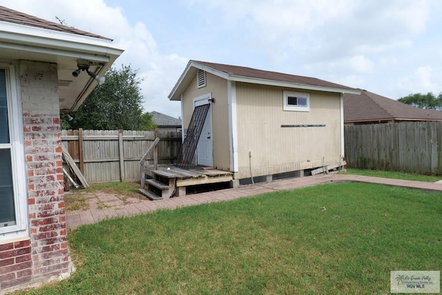 487 Agua Viva Ln, Brownsville, TX 78521 - view of outbuilding with an outdoor structure