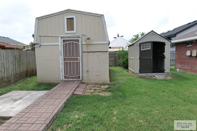 487 Agua Viva Ln, Brownsville, TX 78521 - view of shed